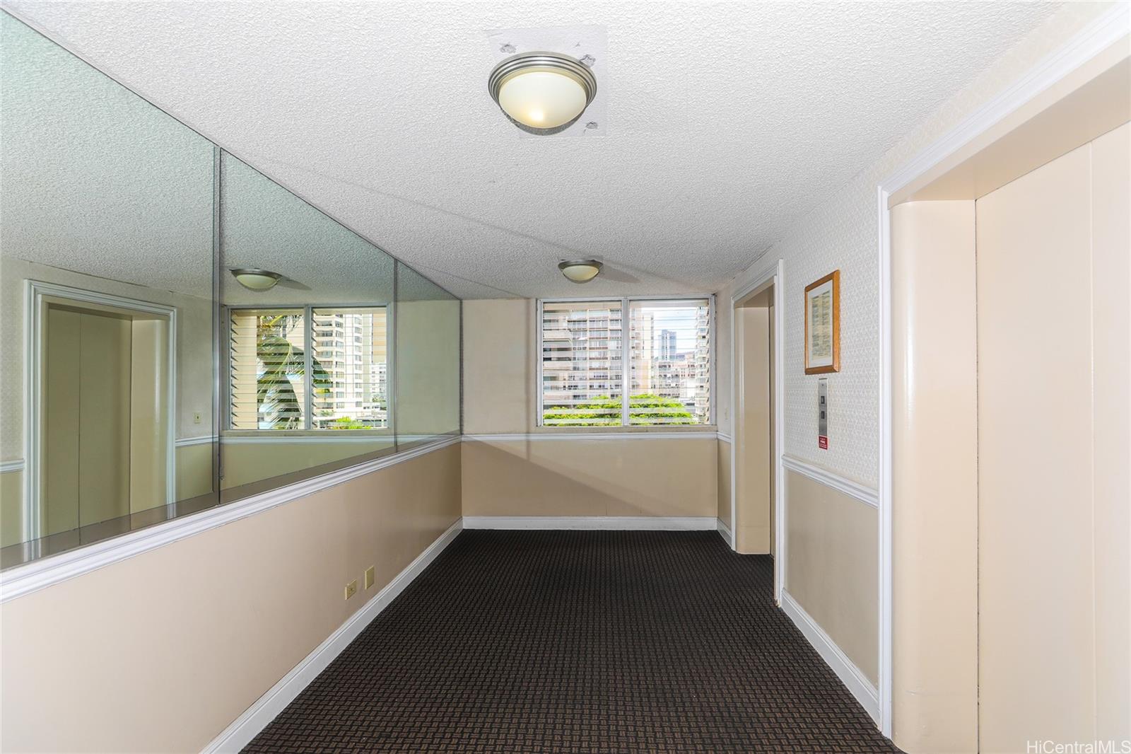 Aloha Surf Hotel condo # 507, Honolulu, Hawaii - photo 17 of 25