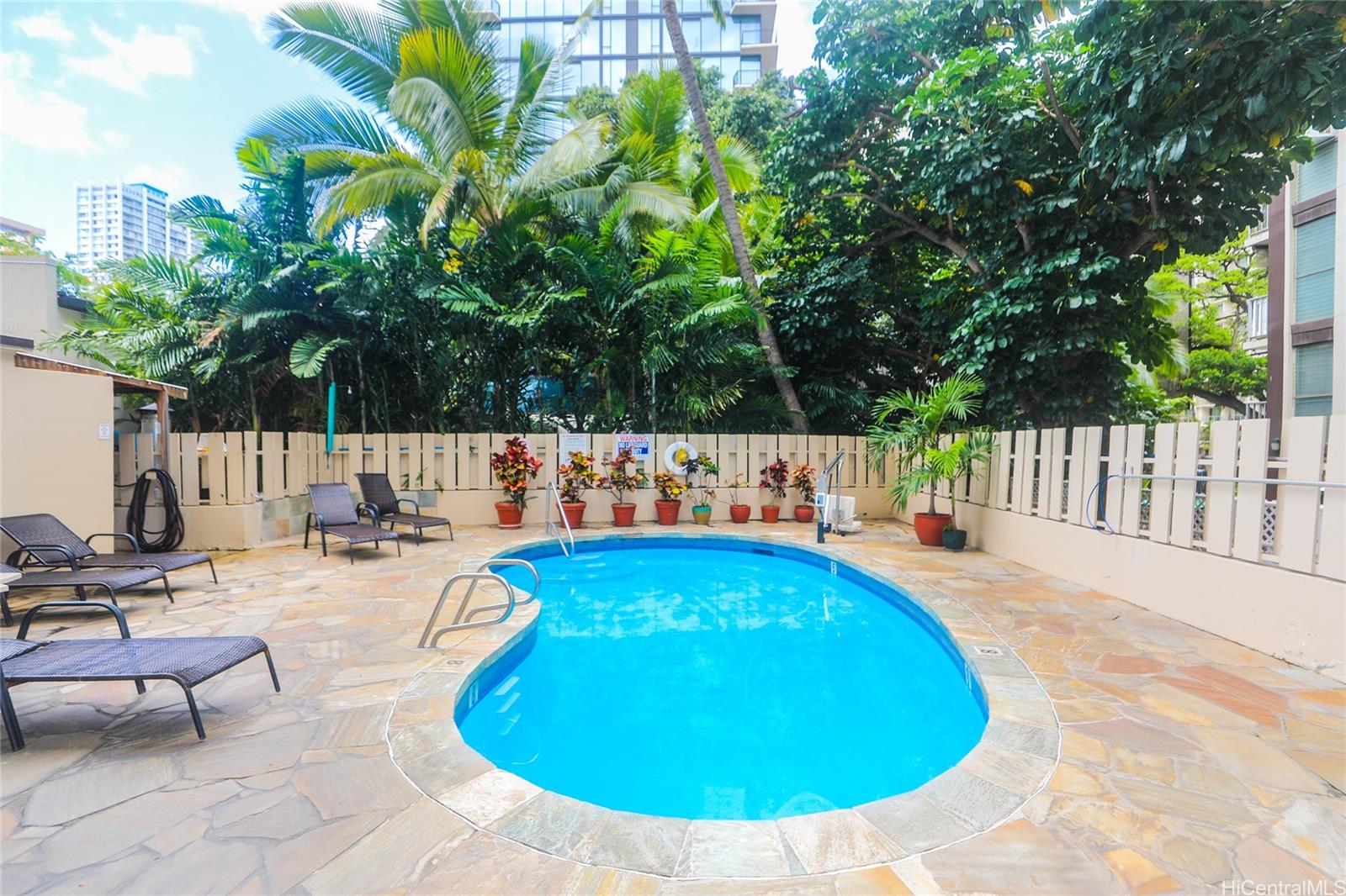 Aloha Surf Hotel condo # 507, Honolulu, Hawaii - photo 19 of 25