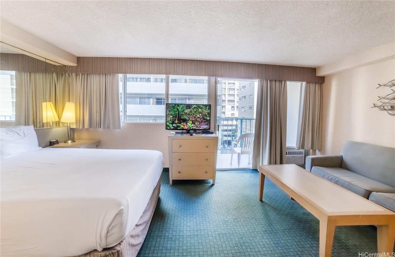 Aloha Surf Hotel condo # 507, Honolulu, Hawaii - photo 6 of 17