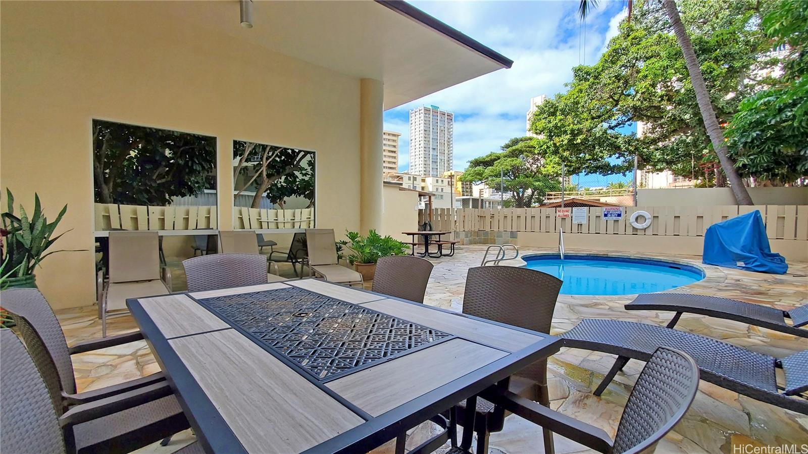 Aloha Surf Hotel condo # 610, Honolulu, Hawaii - photo 12 of 25