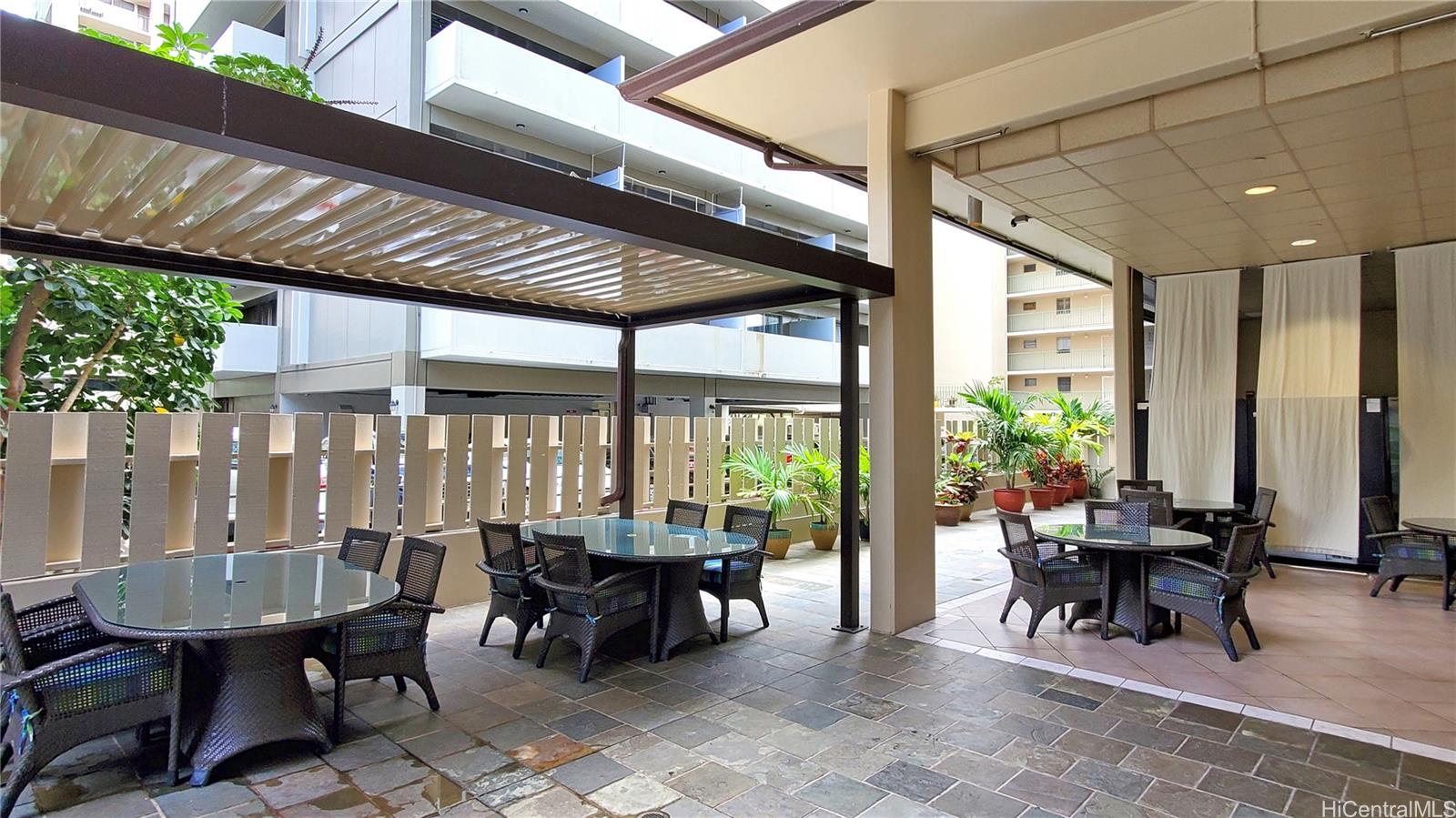 Aloha Surf Hotel condo # 610, Honolulu, Hawaii - photo 15 of 25