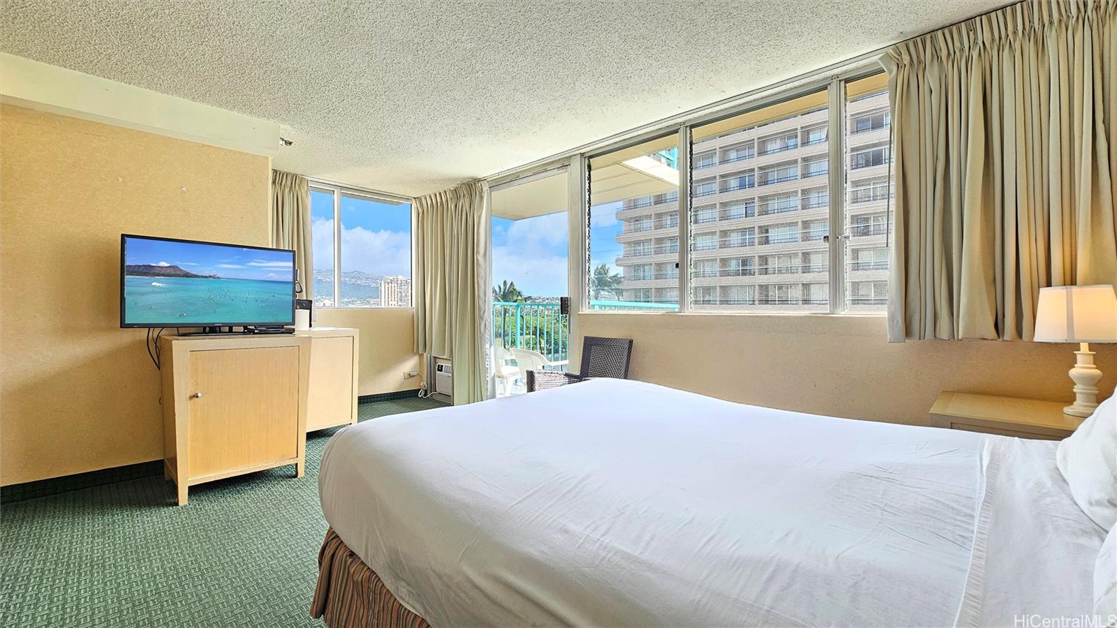 Aloha Surf Hotel condo # 610, Honolulu, Hawaii - photo 6 of 25