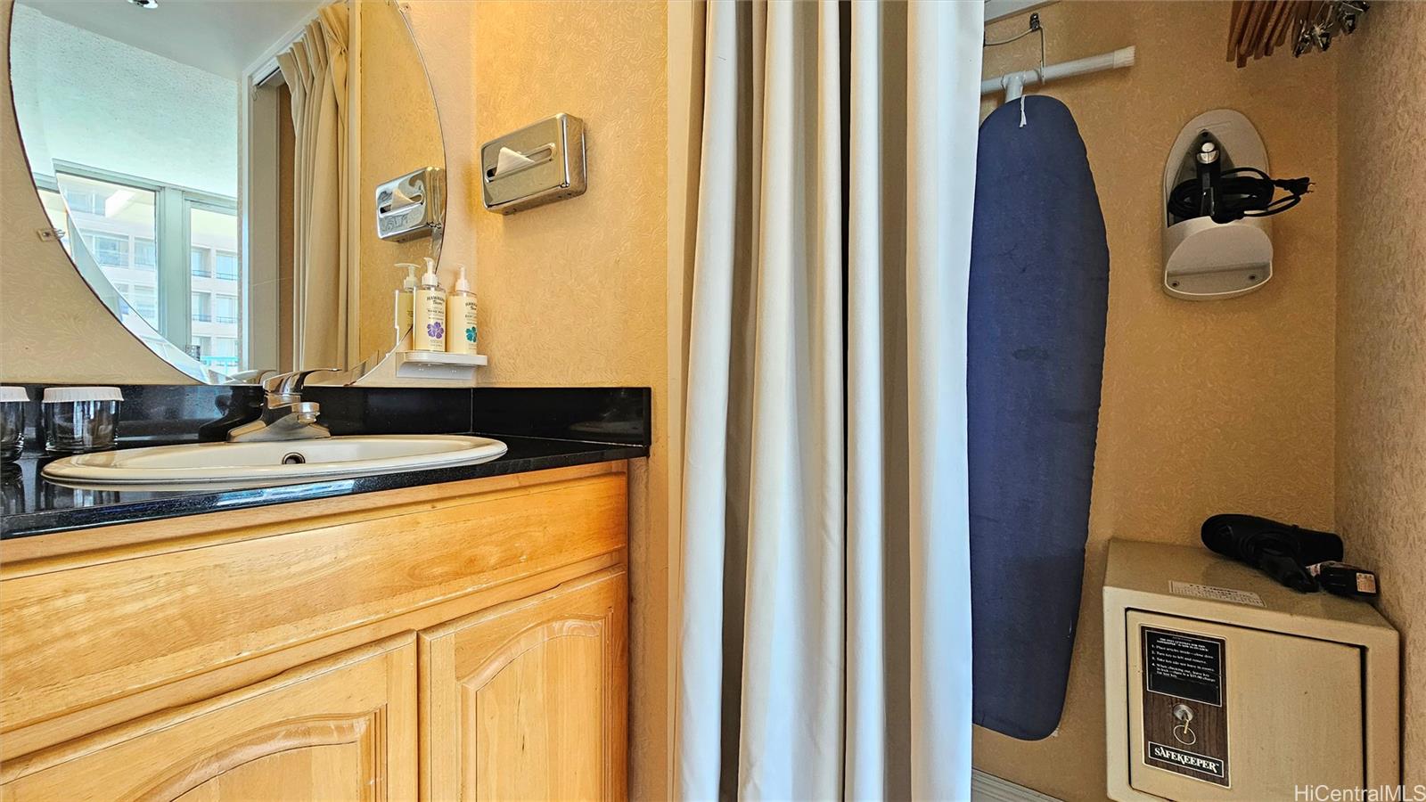 Aloha Surf Hotel condo # 610, Honolulu, Hawaii - photo 8 of 25