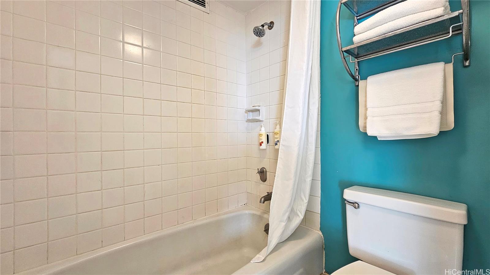 Aloha Surf Hotel condo # 610, Honolulu, Hawaii - photo 9 of 25