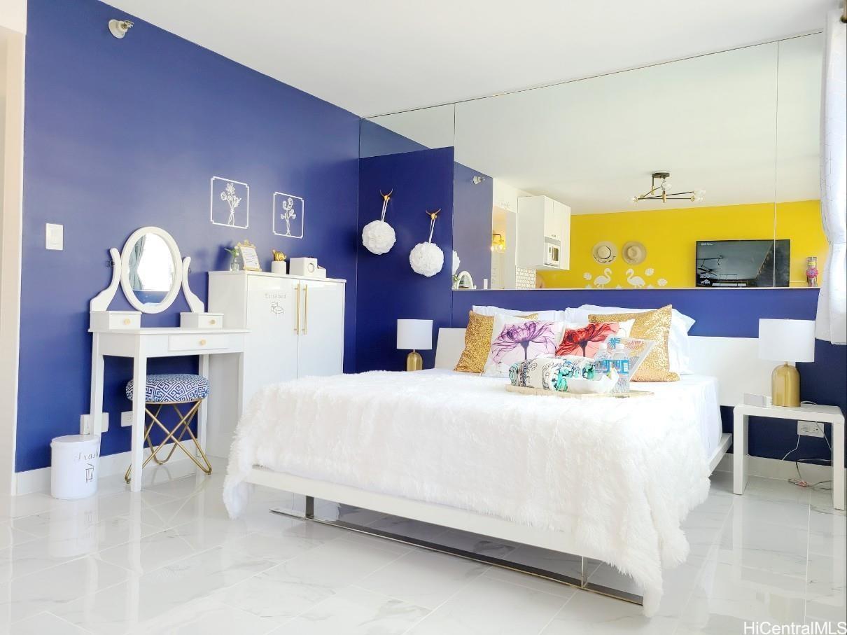 Aloha Surf Hotel condo # 611, Honolulu, Hawaii - photo 2 of 13