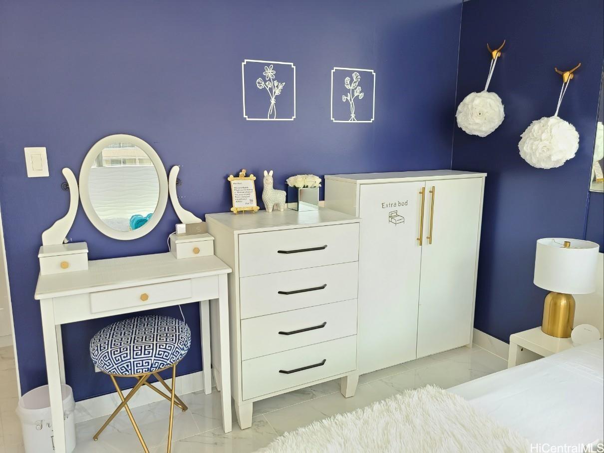 Aloha Surf Hotel condo # 611, Honolulu, Hawaii - photo 5 of 13