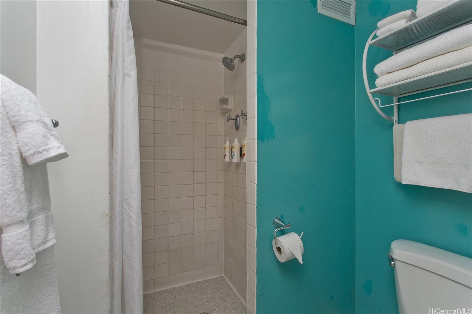 Aloha Surf Hotel condo # 705, Honolulu, Hawaii - photo 9 of 15