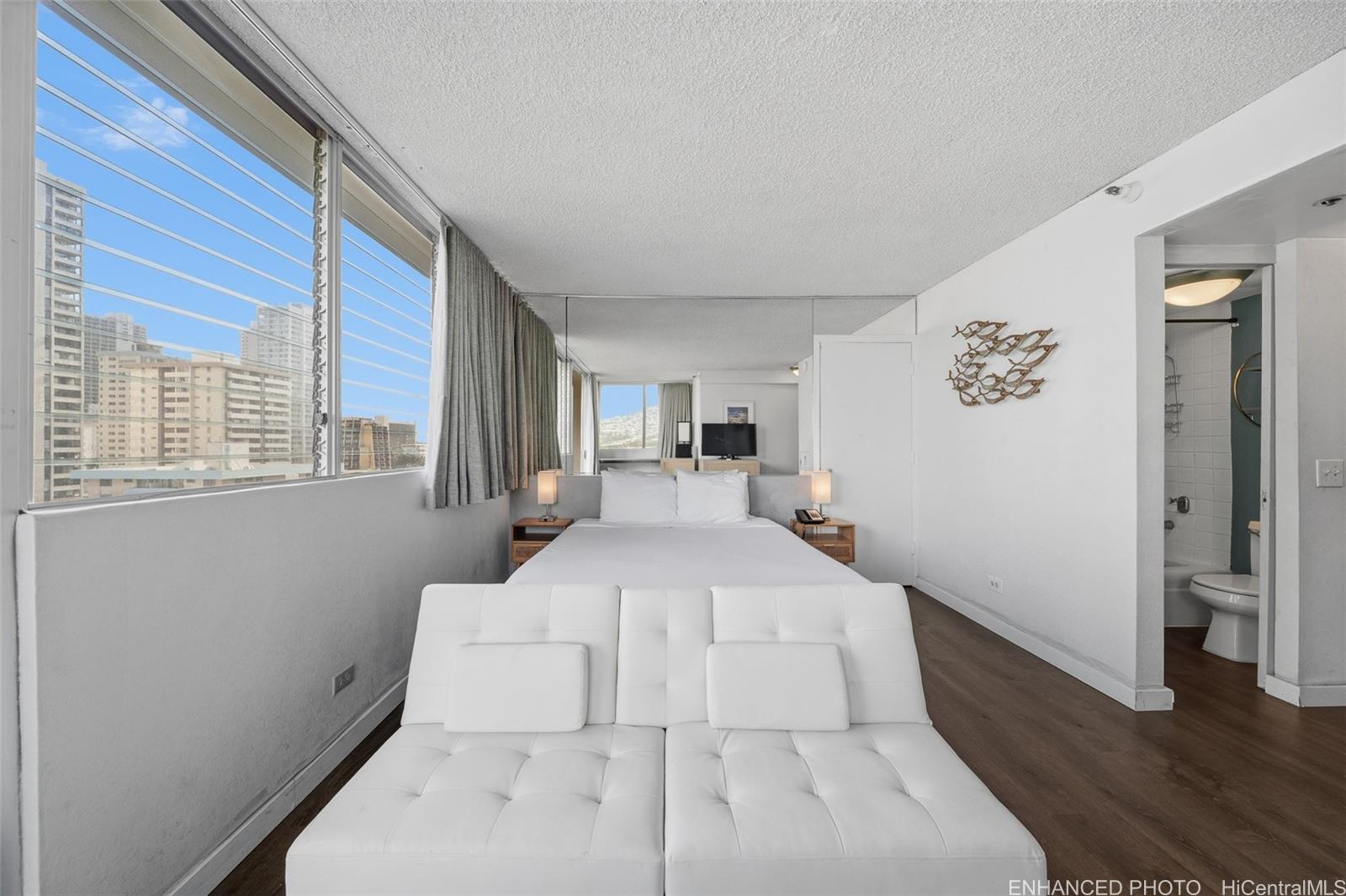 Aloha Surf Hotel condo # 810, Honolulu, Hawaii - photo 3 of 23