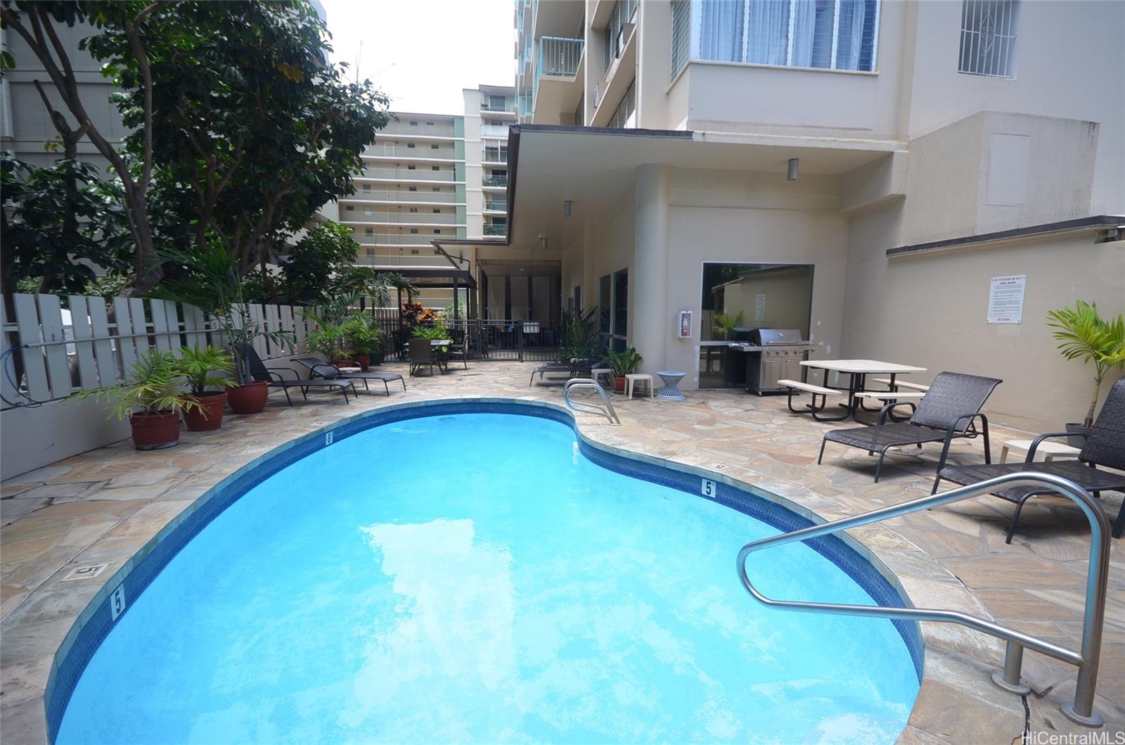 Aloha Surf Hotel condo # 905, Honolulu, Hawaii - photo 4 of 25