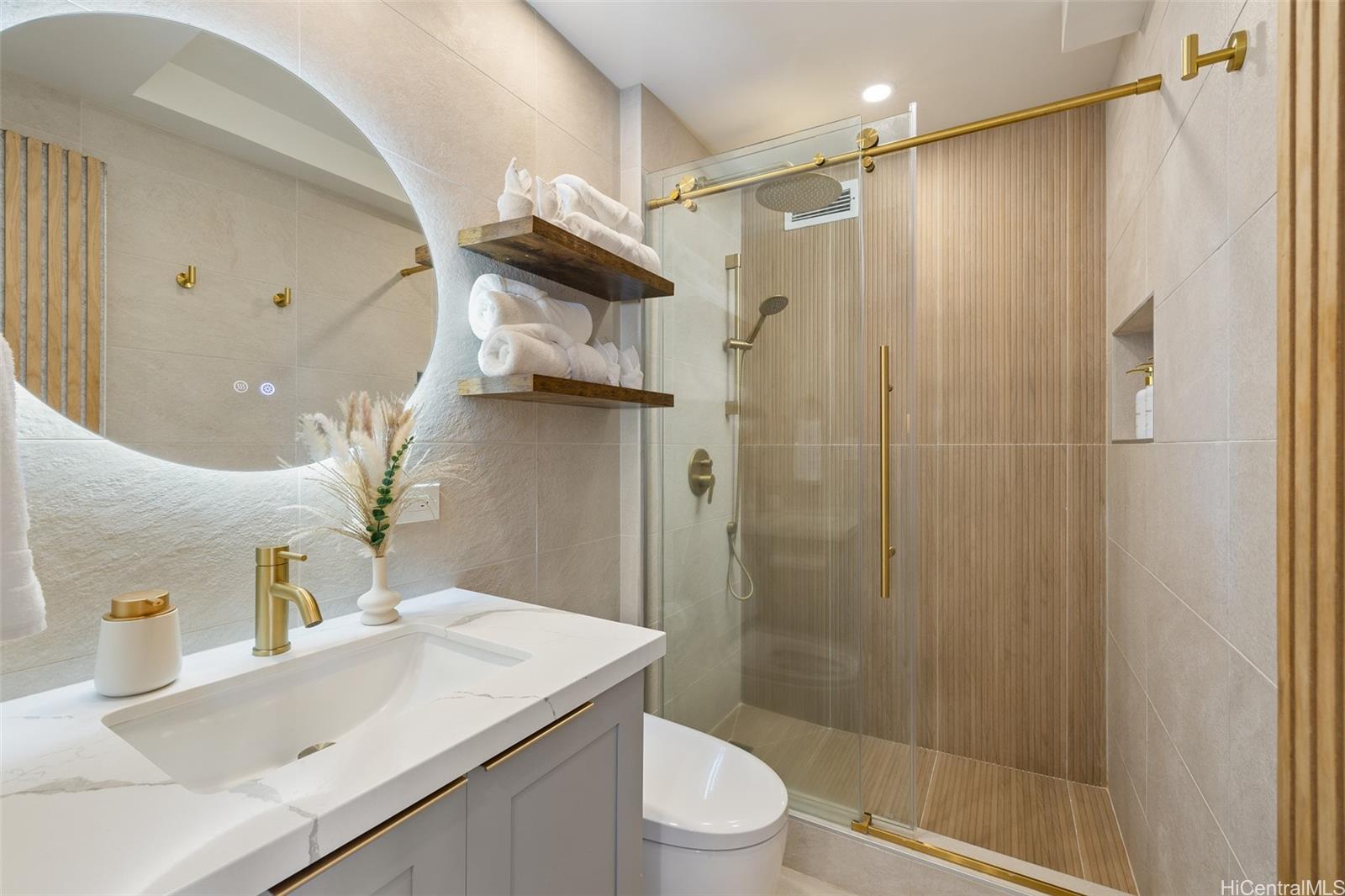 Aloha Surf Hotel condo # PH-F (1605), Honolulu, Hawaii - photo 22 of 25