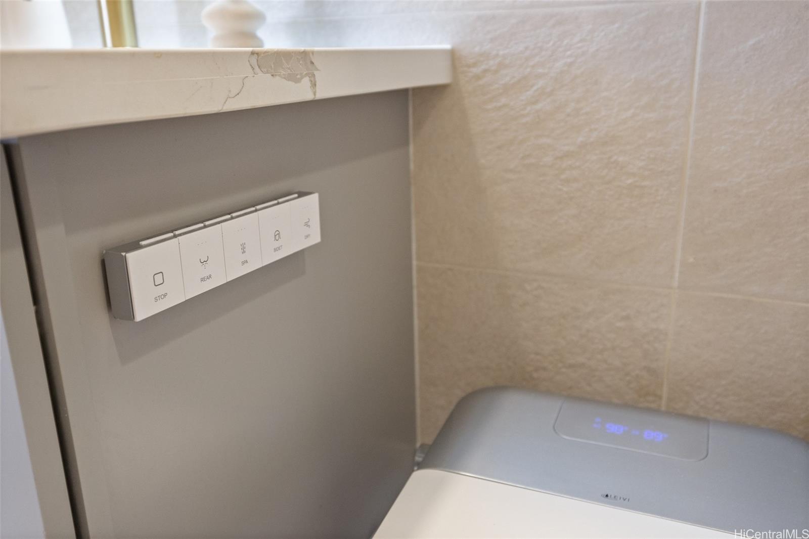 Aloha Surf Hotel condo # PH-F (1605), Honolulu, Hawaii - photo 24 of 25