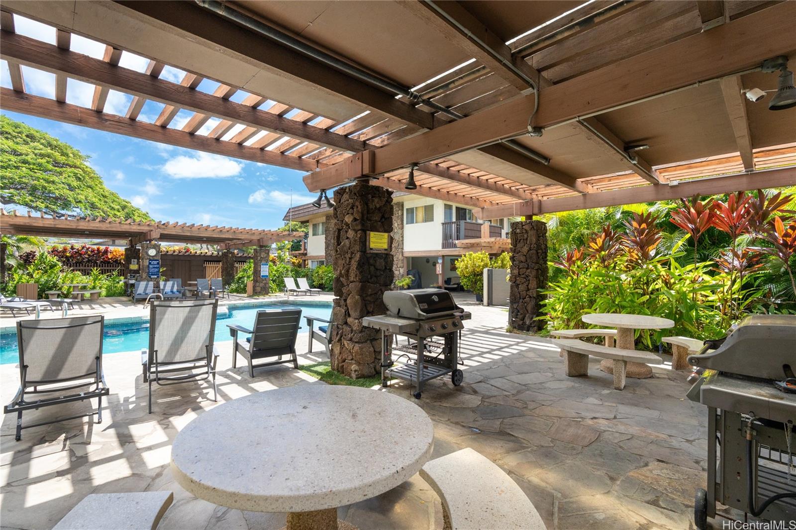 444 Lunalilo Home Rd Honolulu - Rental - photo 2 of 13