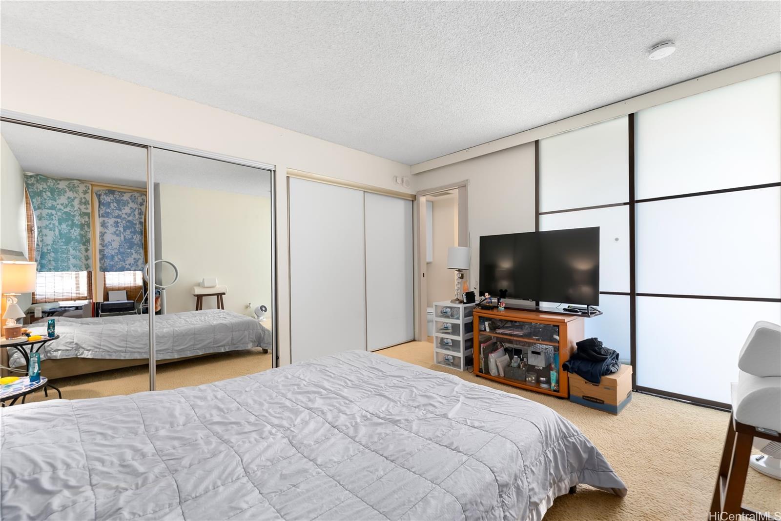 444 Nahua condo # 1101, Honolulu, Hawaii - photo 17 of 25