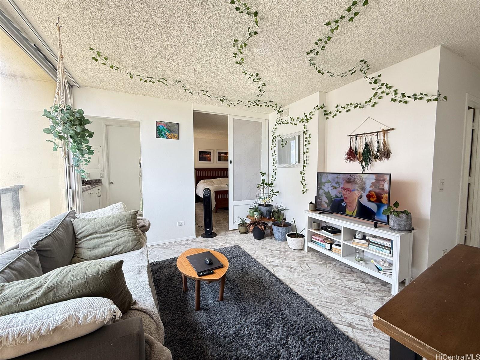 444 Nahua condo # 1605, Honolulu, Hawaii - photo 2 of 22