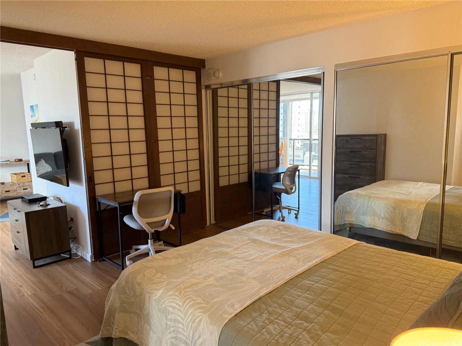 444 Nahua St Honolulu - Rental - photo 15 of 20