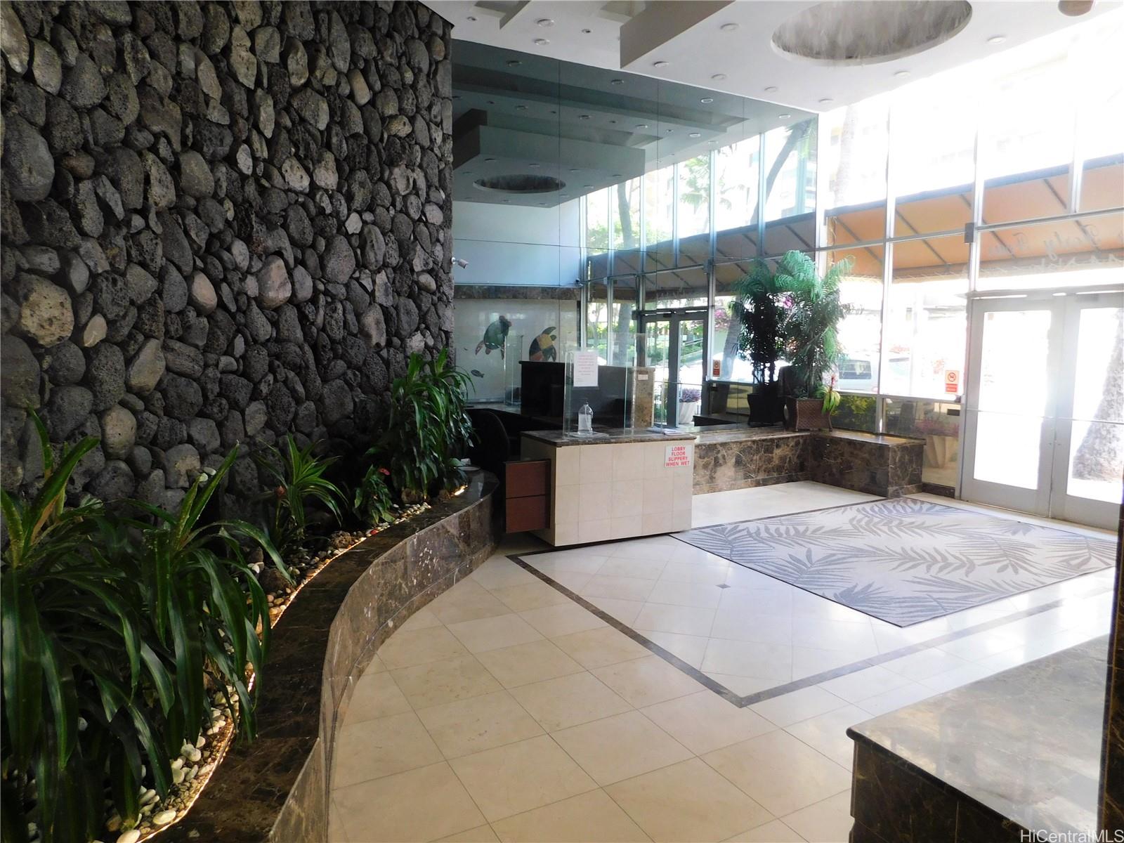 444 Nahua St Honolulu - Rental - photo 3 of 20