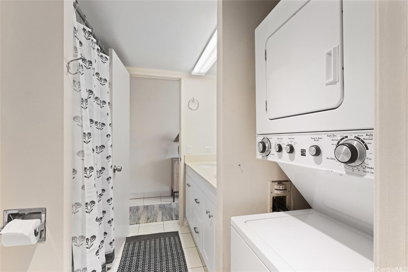 444 Nahua condo # 903, Honolulu, Hawaii - photo 12 of 19