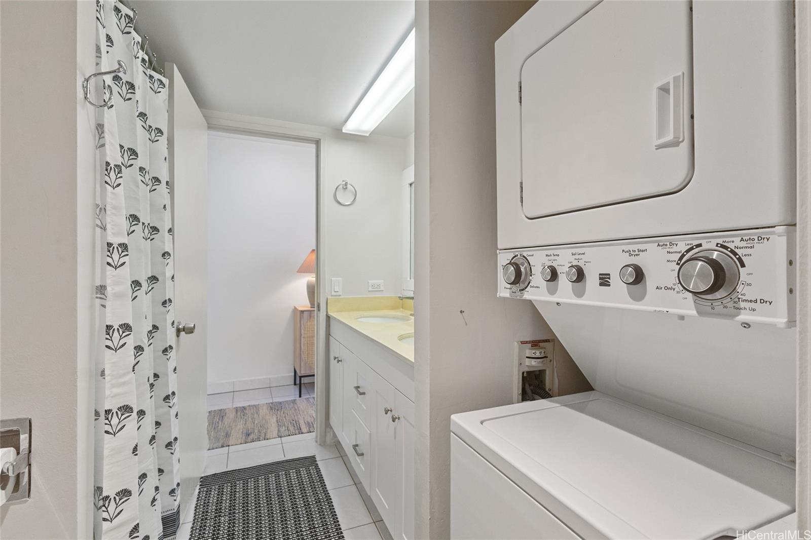 444 Nahua condo # 903, Honolulu, Hawaii - photo 10 of 19