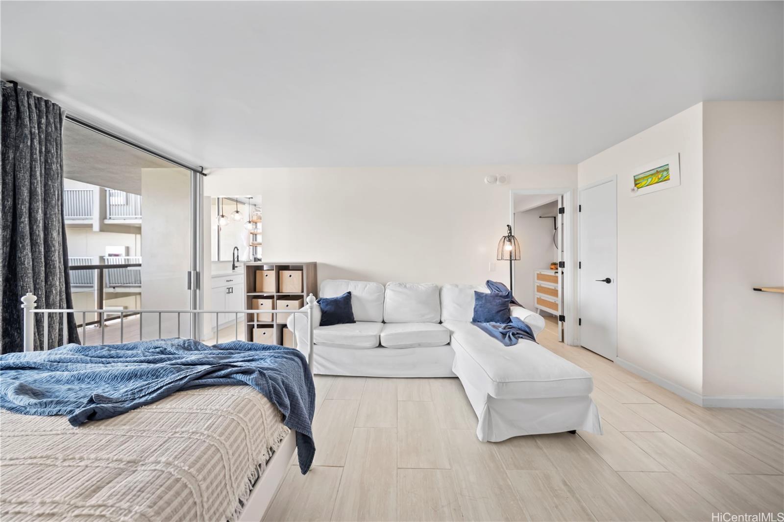 444 Nahua condo # 912, Honolulu, Hawaii - photo 2 of 22