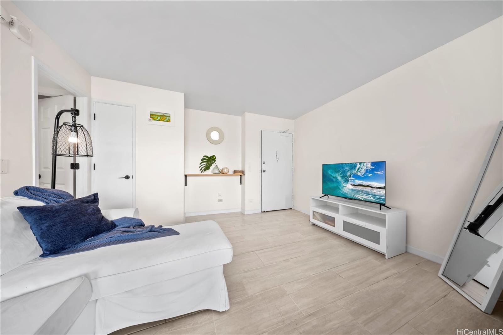 444 Nahua condo # 912, Honolulu, Hawaii - photo 13 of 22