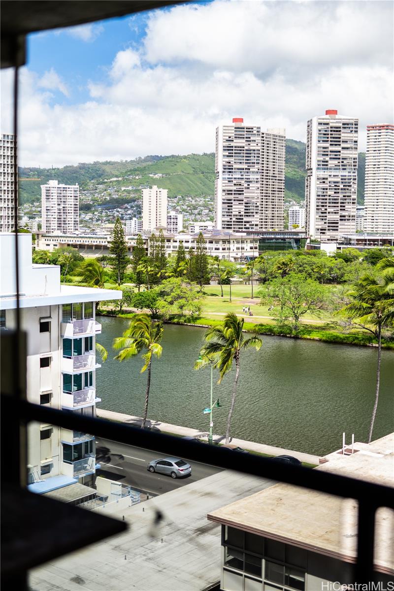444 Nahua condo # 912, Honolulu, Hawaii - photo 4 of 22