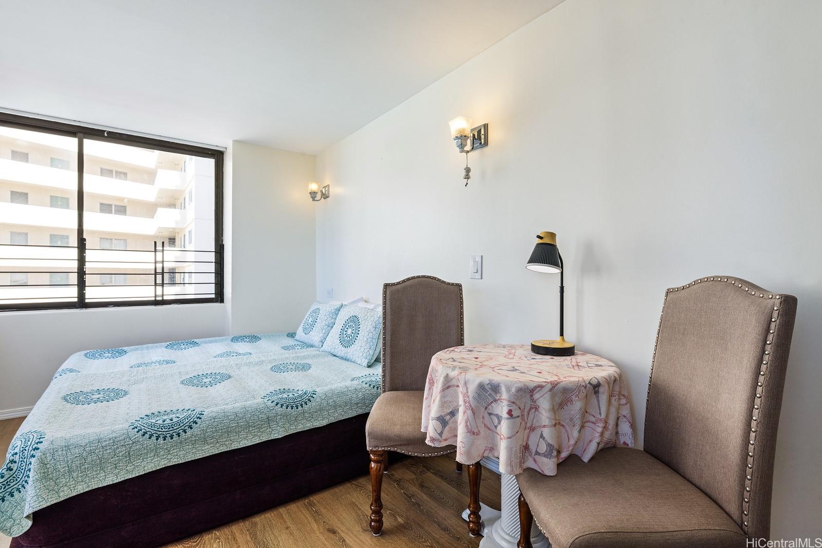 Hawaiian Monarch condo # 1003, Honolulu, Hawaii - photo 2 of 20