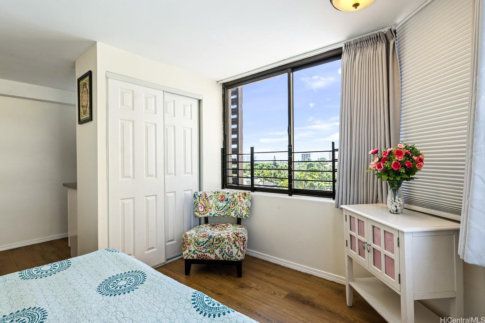 Hawaiian Monarch condo # 1003, Honolulu, Hawaii - photo 7 of 20