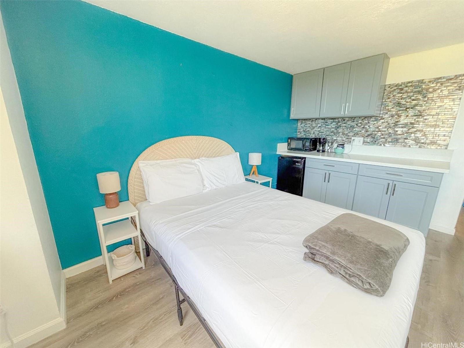 Hawaiian Monarch condo # 1105, Honolulu, Hawaii - photo 4 of 19