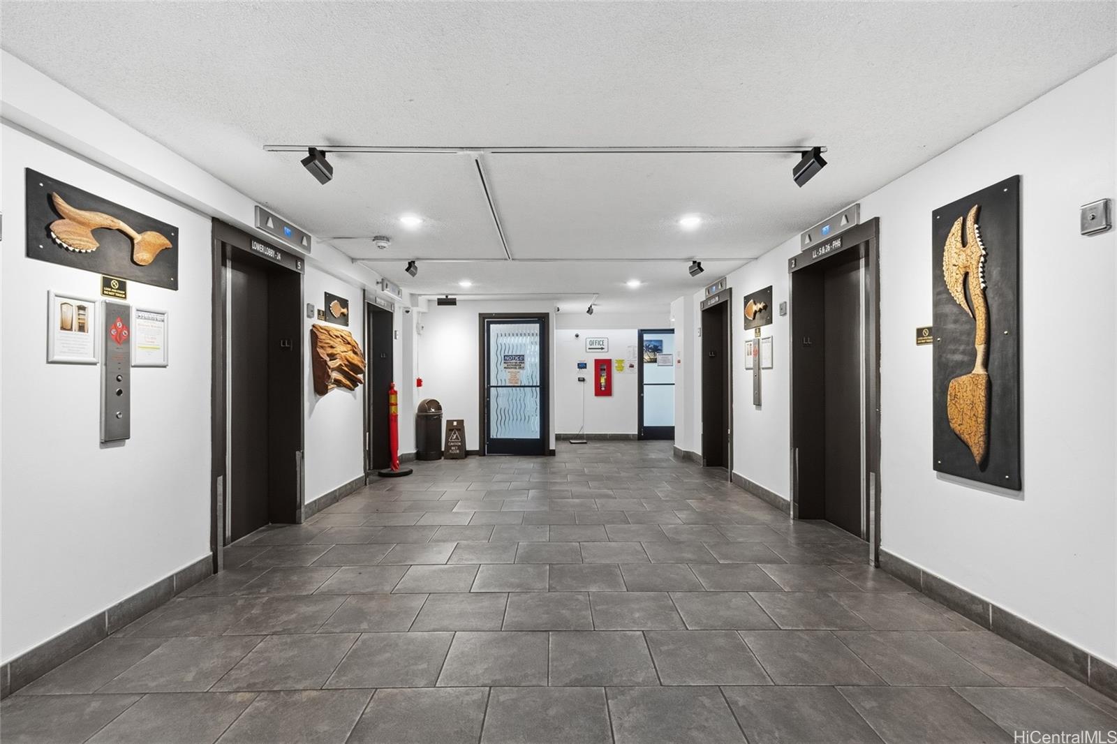 Hawaiian Monarch condo # 1109, Honolulu, Hawaii - photo 19 of 25