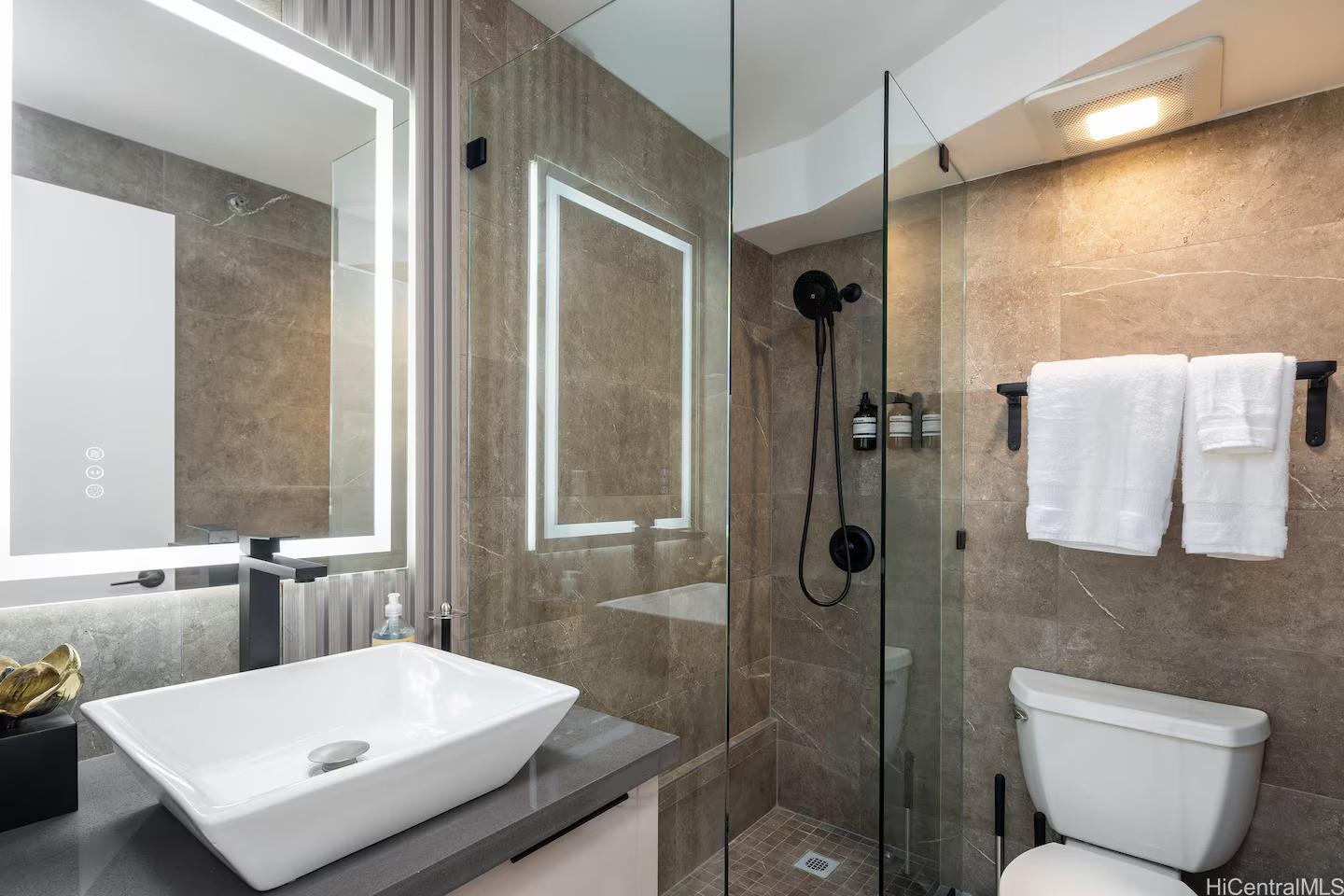 Hawaiian Monarch condo # 1308, Honolulu, Hawaii - photo 12 of 23