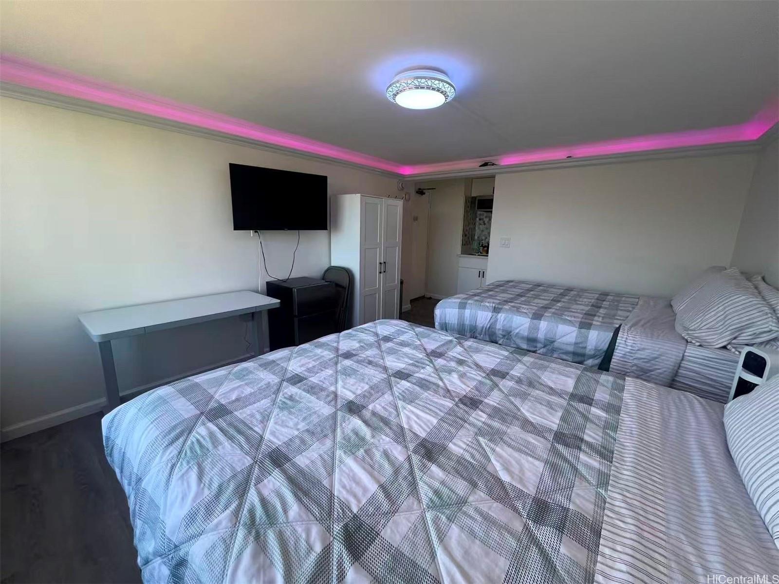 Hawaiian Monarch condo # 1408, Honolulu, Hawaii - photo 6 of 10