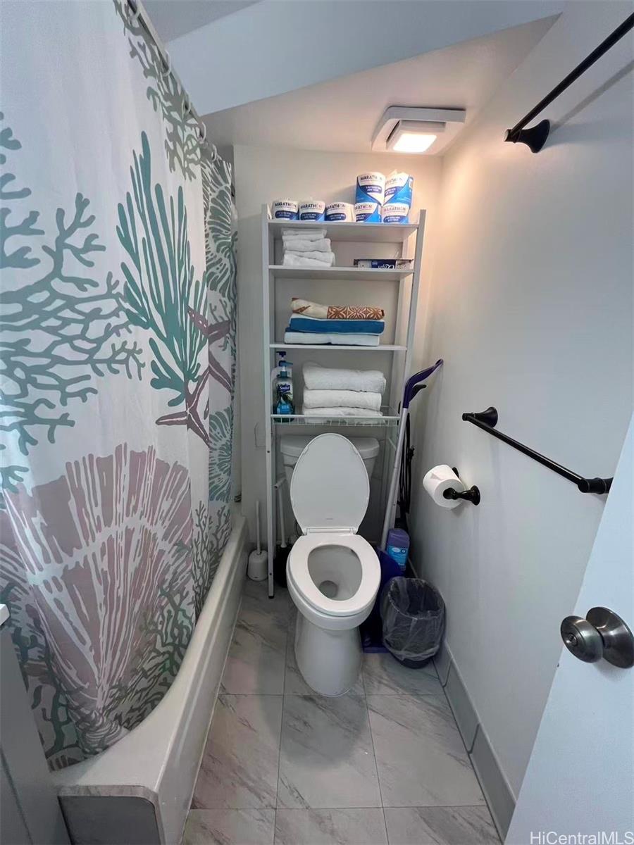 Hawaiian Monarch condo # 1408, Honolulu, Hawaii - photo 10 of 10