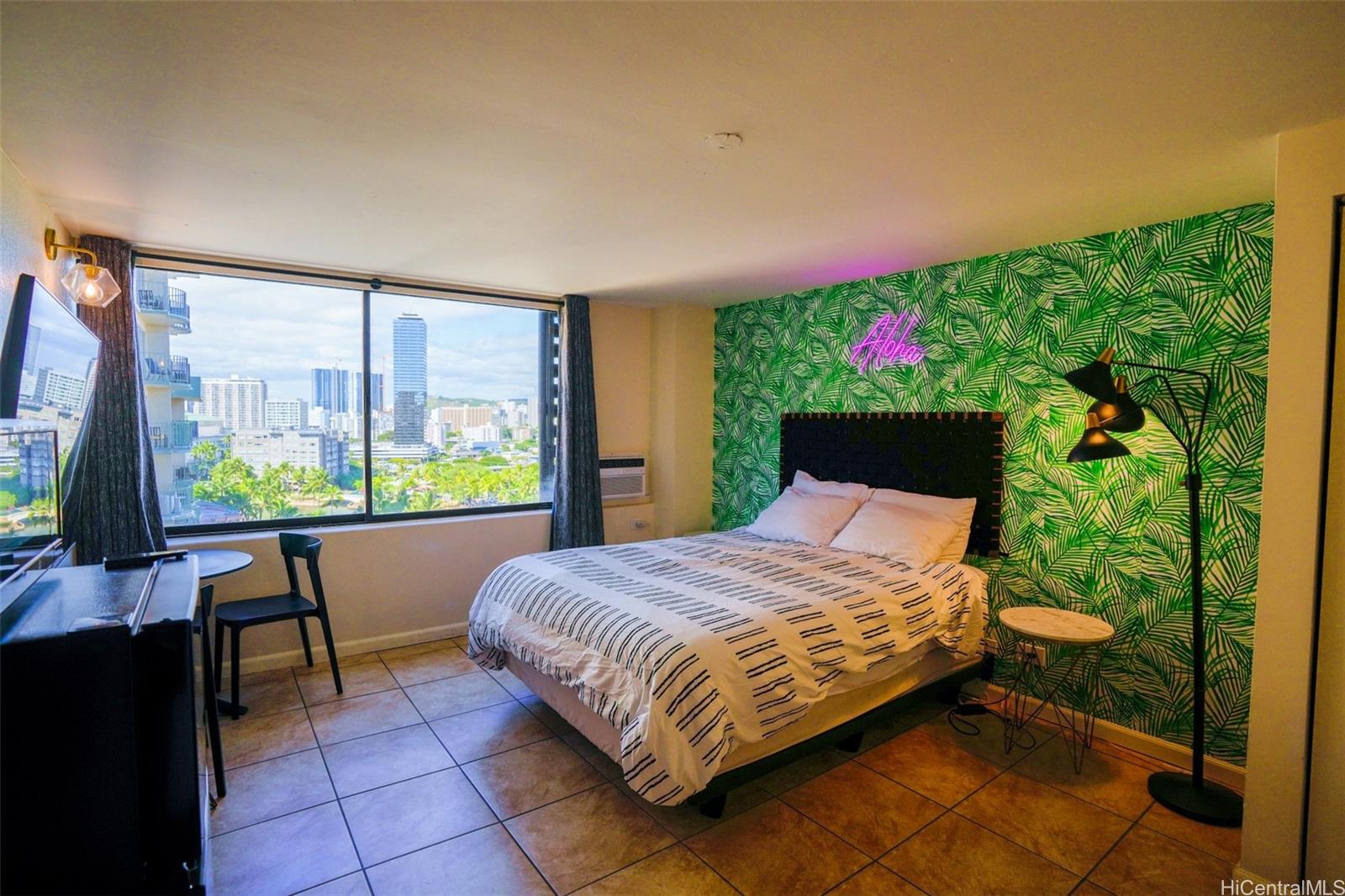 Hawaiian Monarch condo # 1415, Honolulu, Hawaii - photo 2 of 15