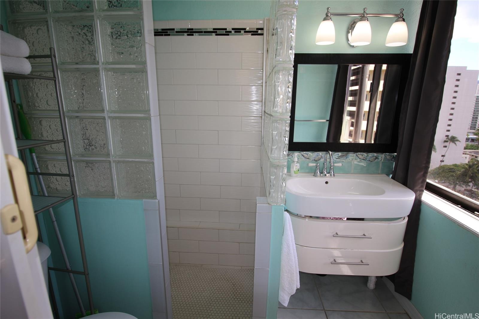 Hawaiian Monarch condo # 1503, Honolulu, Hawaii - photo 20 of 25