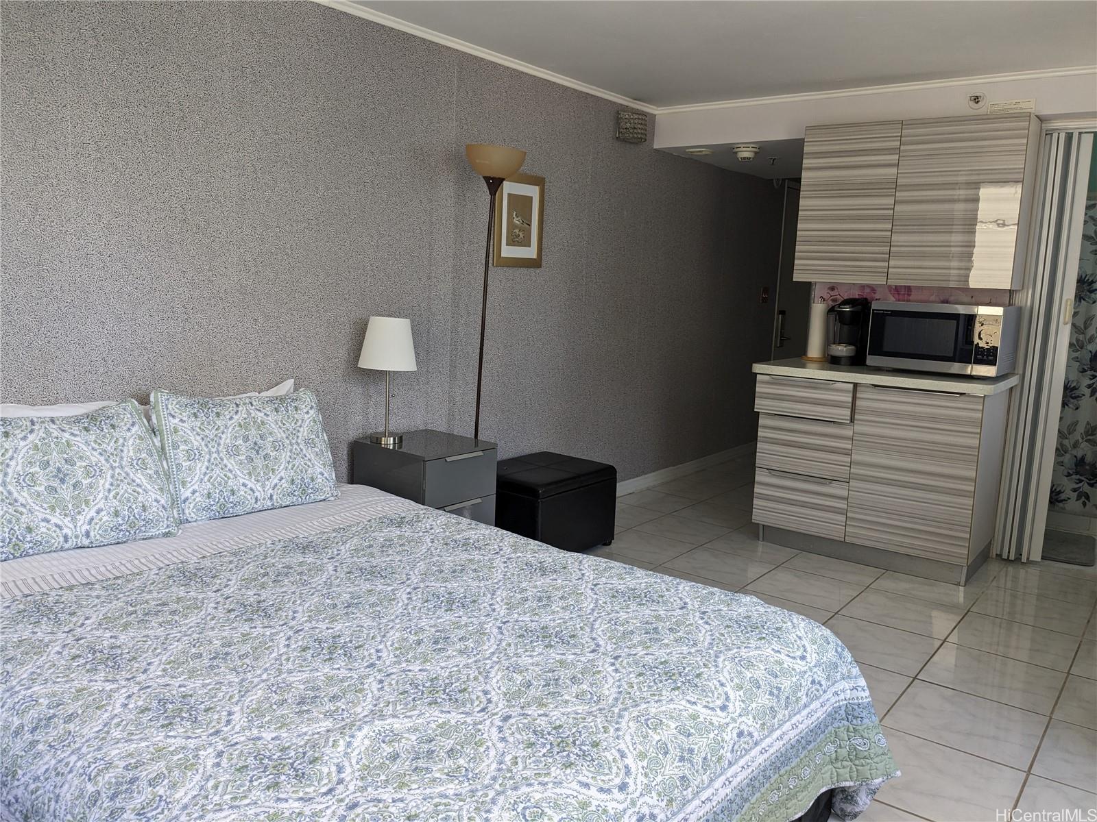 Hawaiian Monarch condo # 1503, Honolulu, Hawaii - photo 3 of 25