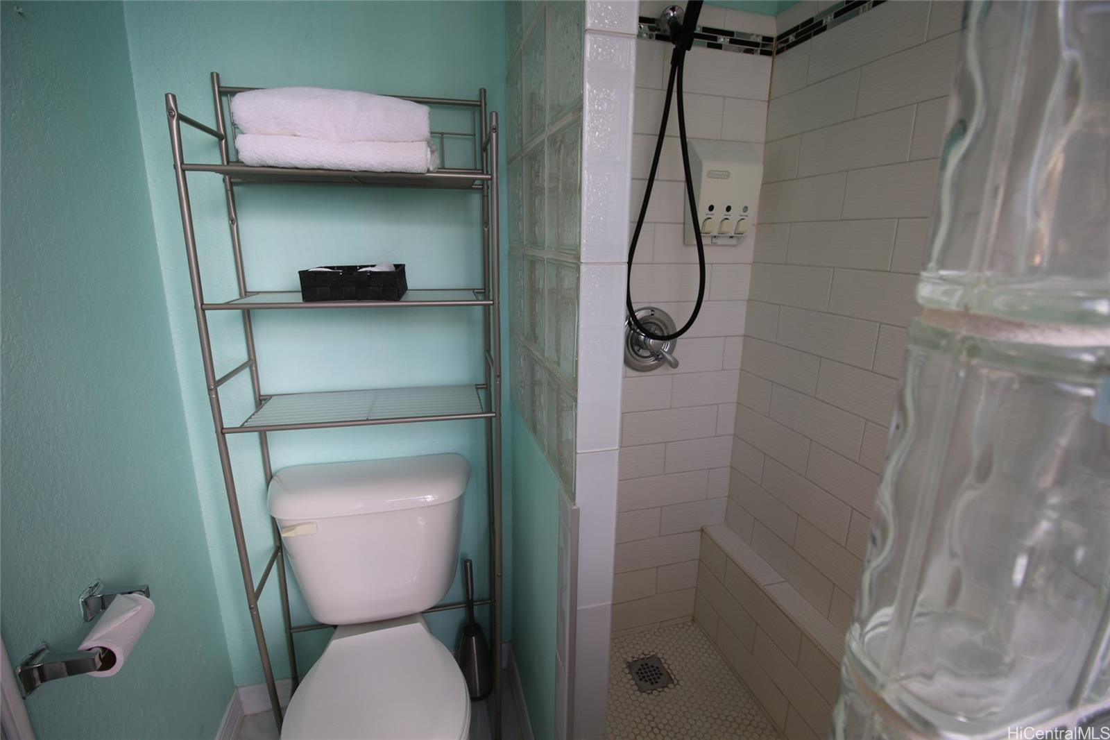 Hawaiian Monarch condo # 1503, Honolulu, Hawaii - photo 22 of 25