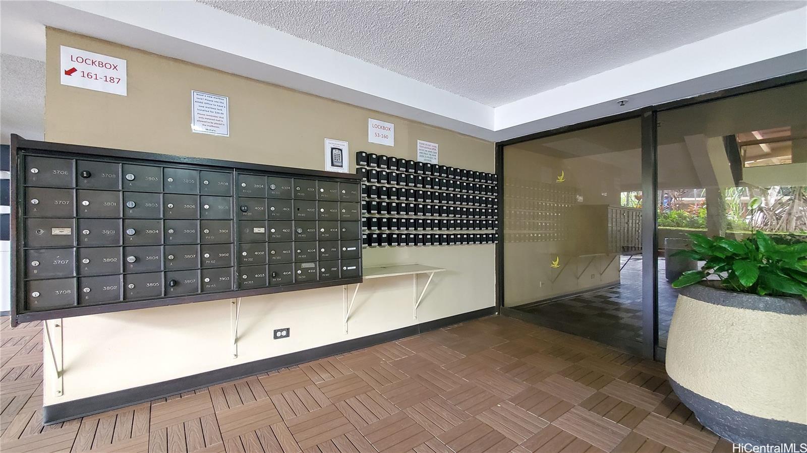 Hawaiian Monarch condo # 1503, Honolulu, Hawaii - photo 9 of 25