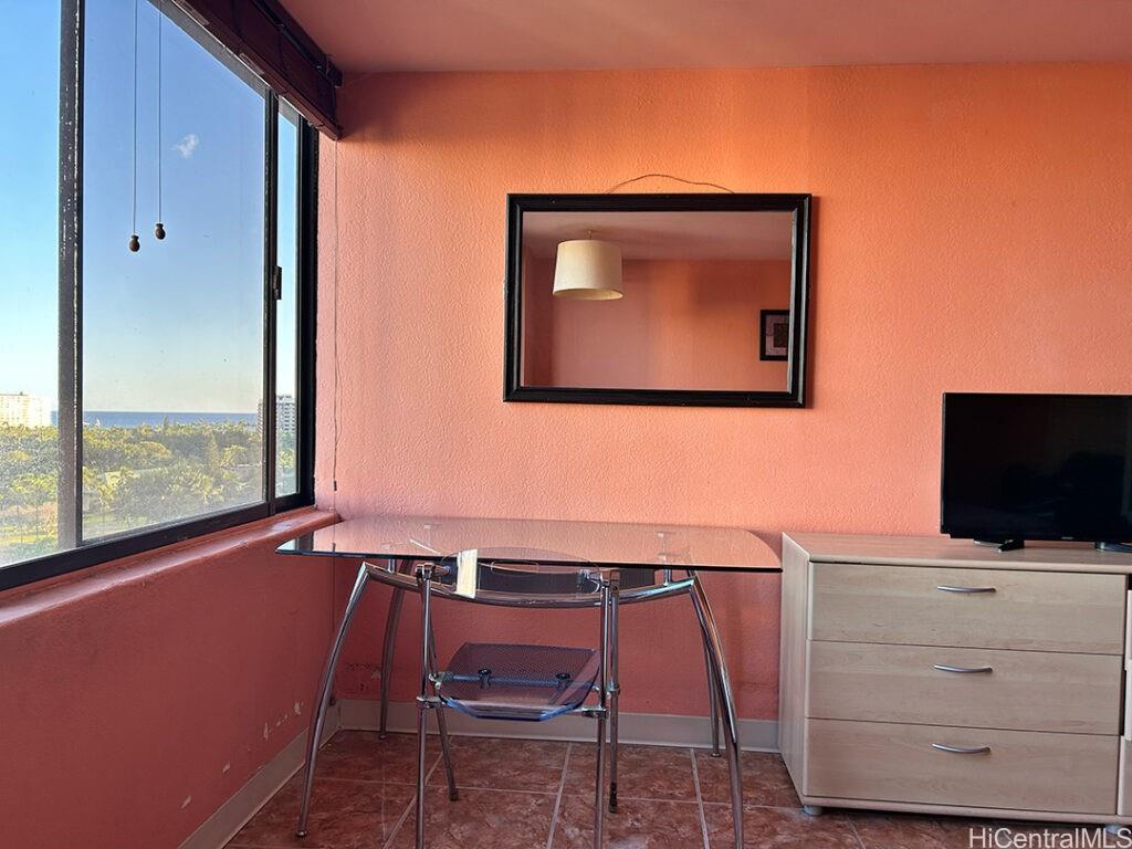 444 Niu St Honolulu - Rental - photo 3 of 8