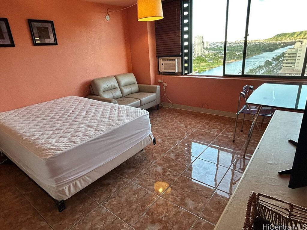 444 Niu St Honolulu - Rental - photo 4 of 8