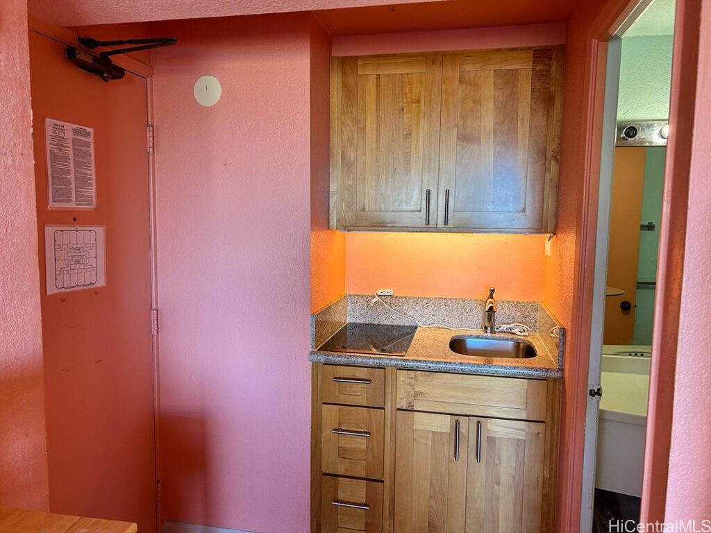444 Niu St Honolulu - Rental - photo 6 of 8