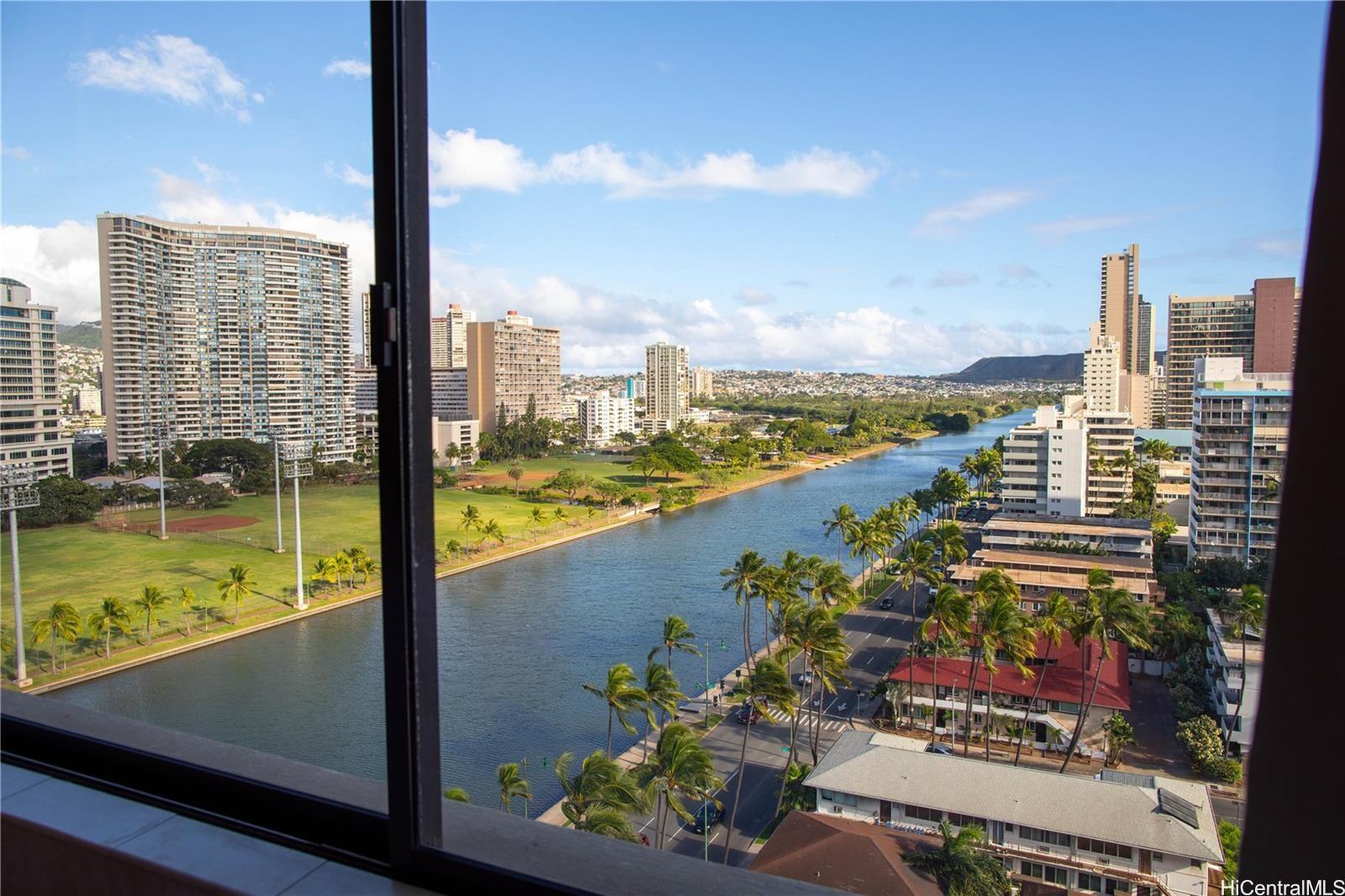 Hawaiian Monarch condo # 1607, Honolulu, Hawaii - photo 4 of 17