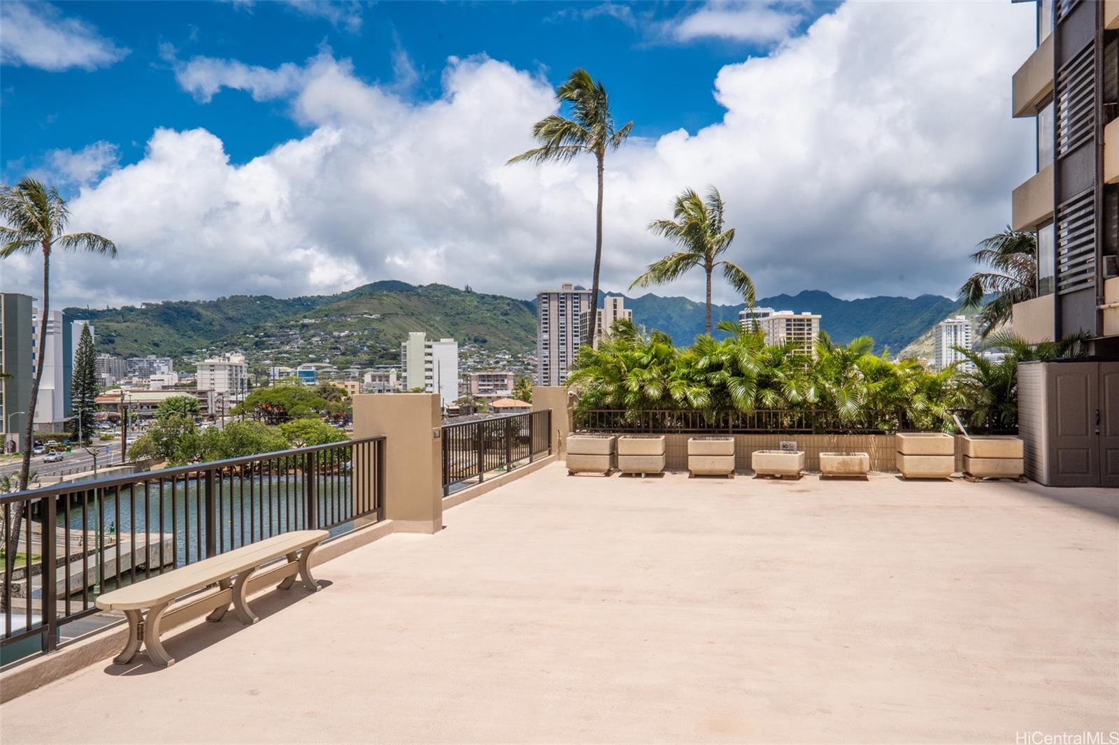 Hawaiian Monarch condo # 1709, Honolulu, Hawaii - photo 17 of 17