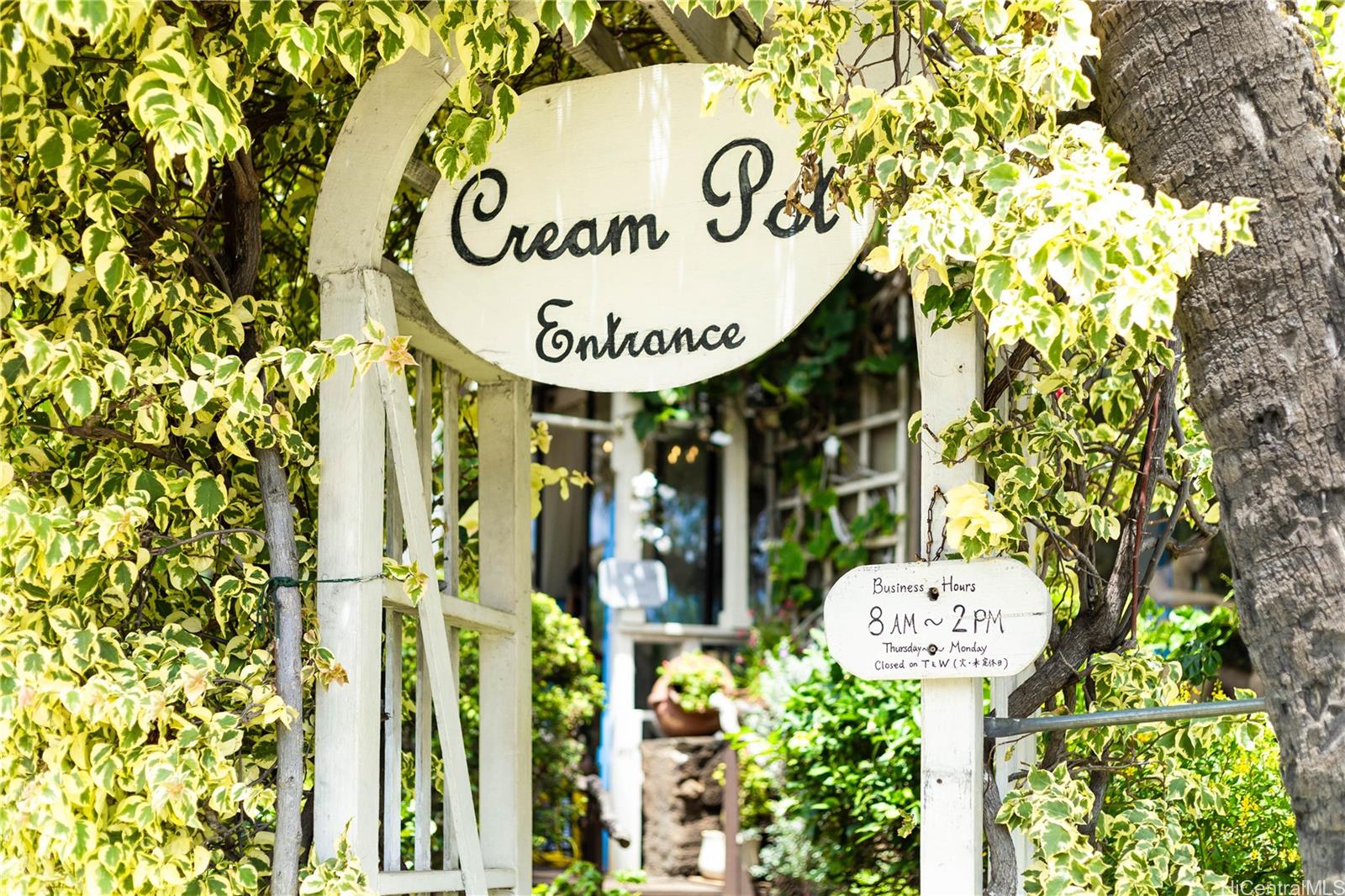 Hawaiian Monarch condo # 1715, Honolulu, Hawaii - photo 18 of 22