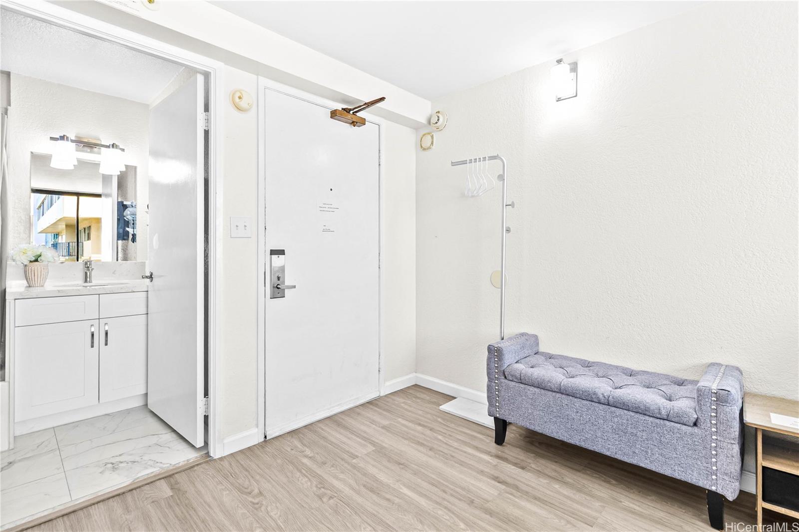 Hawaiian Monarch condo # 1715, Honolulu, Hawaii - photo 9 of 22