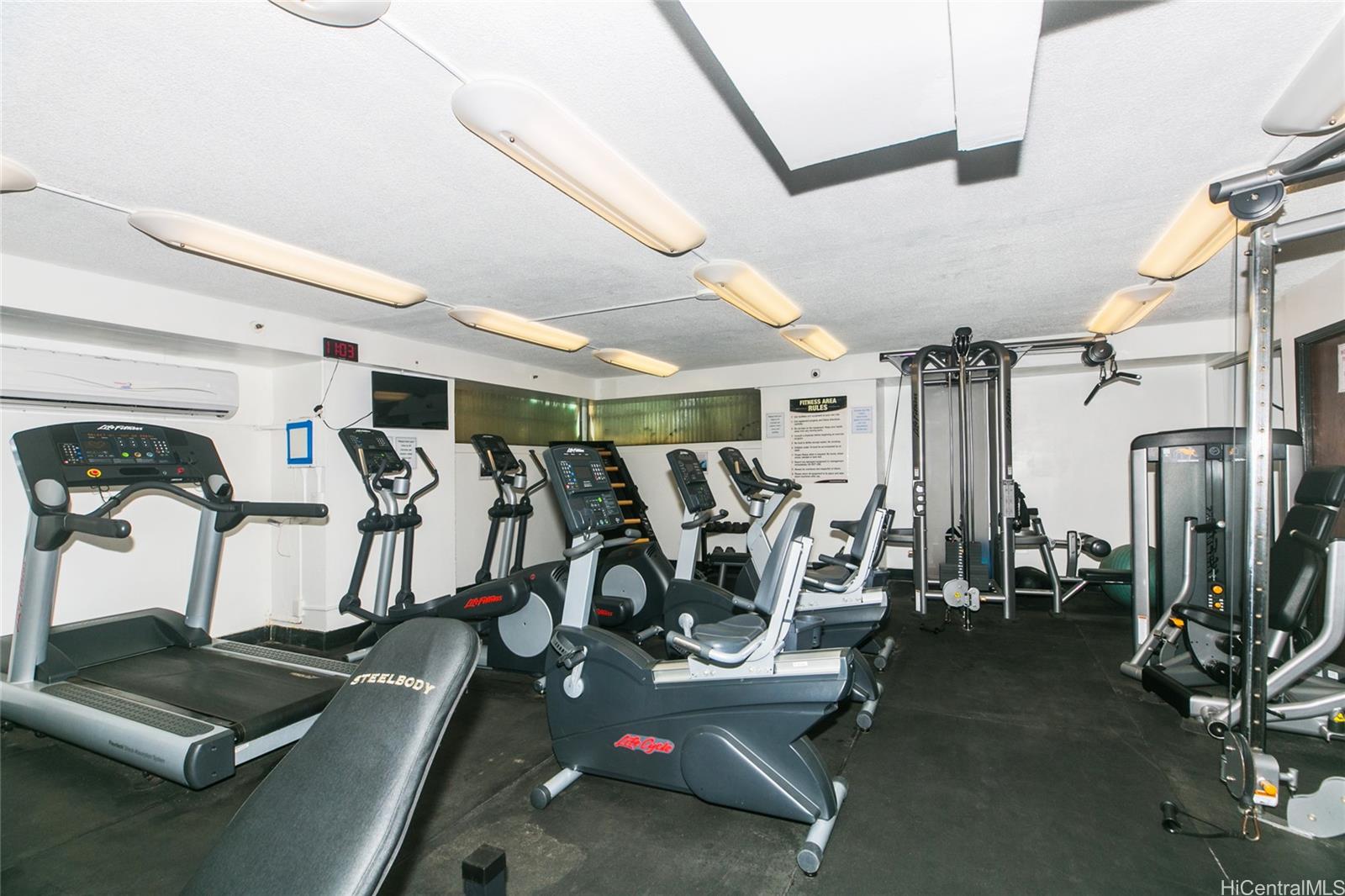 Hawaiian Monarch condo # 1805, Honolulu, Hawaii - photo 14 of 19