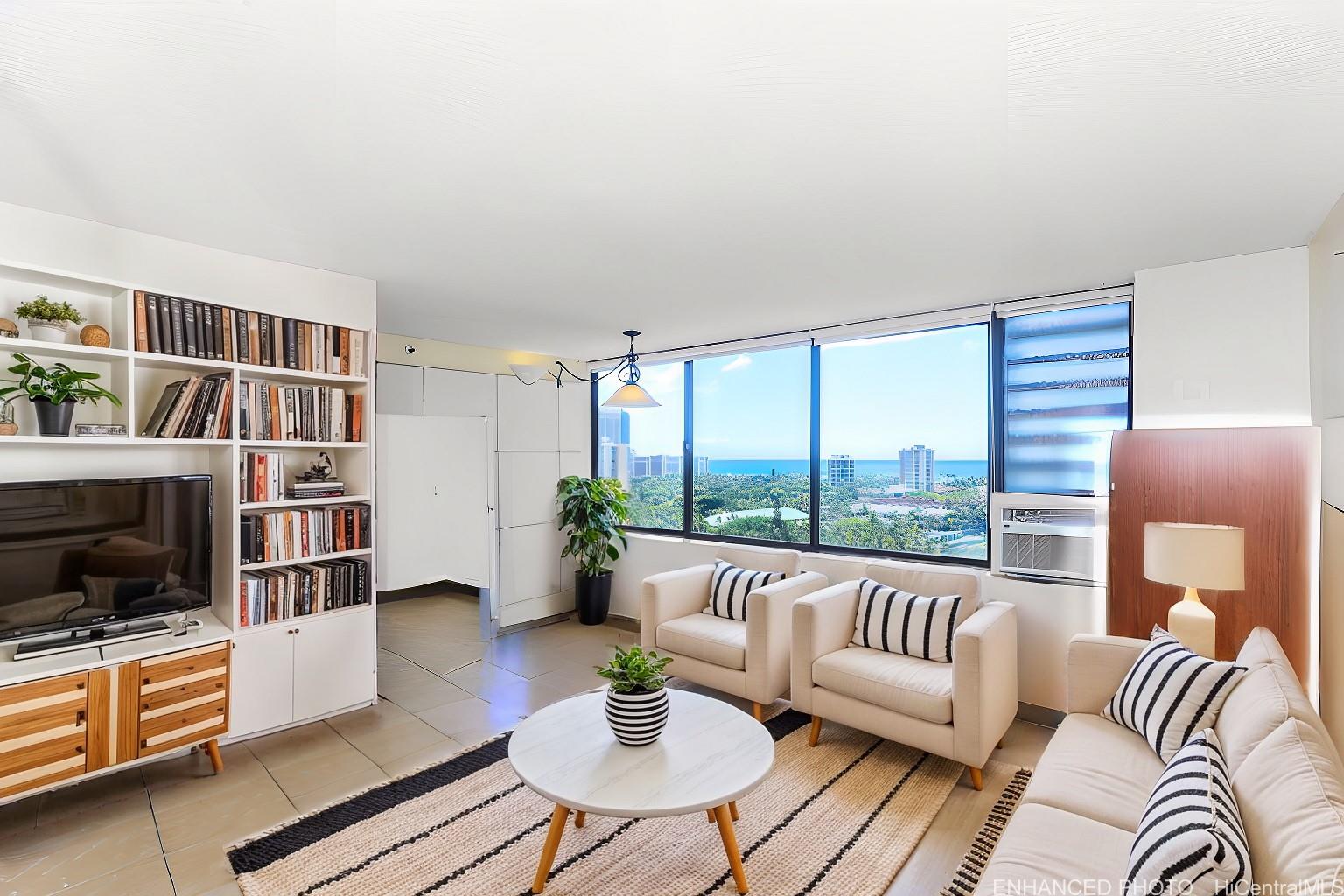 Hawaiian Monarch condo # 1805, Honolulu, Hawaii - photo 4 of 19