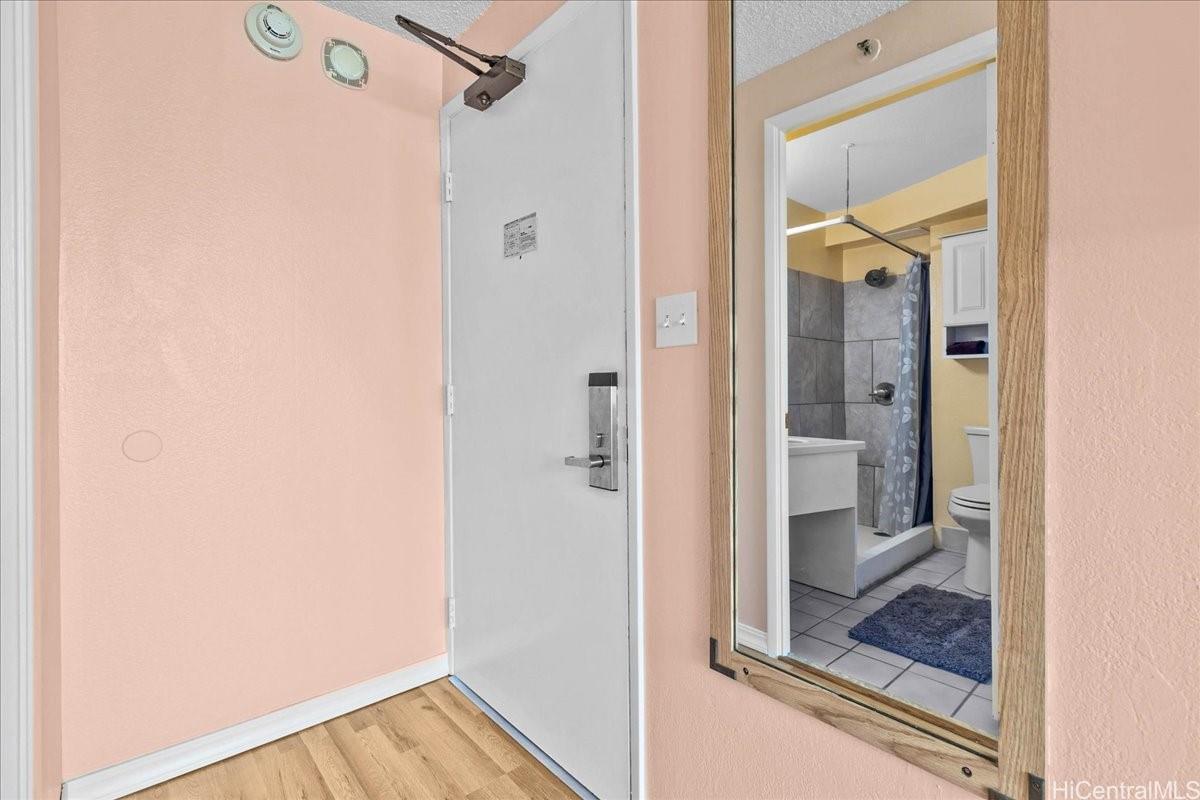 Hawaiian Monarch condo # 2105, Honolulu, Hawaii - photo 12 of 19