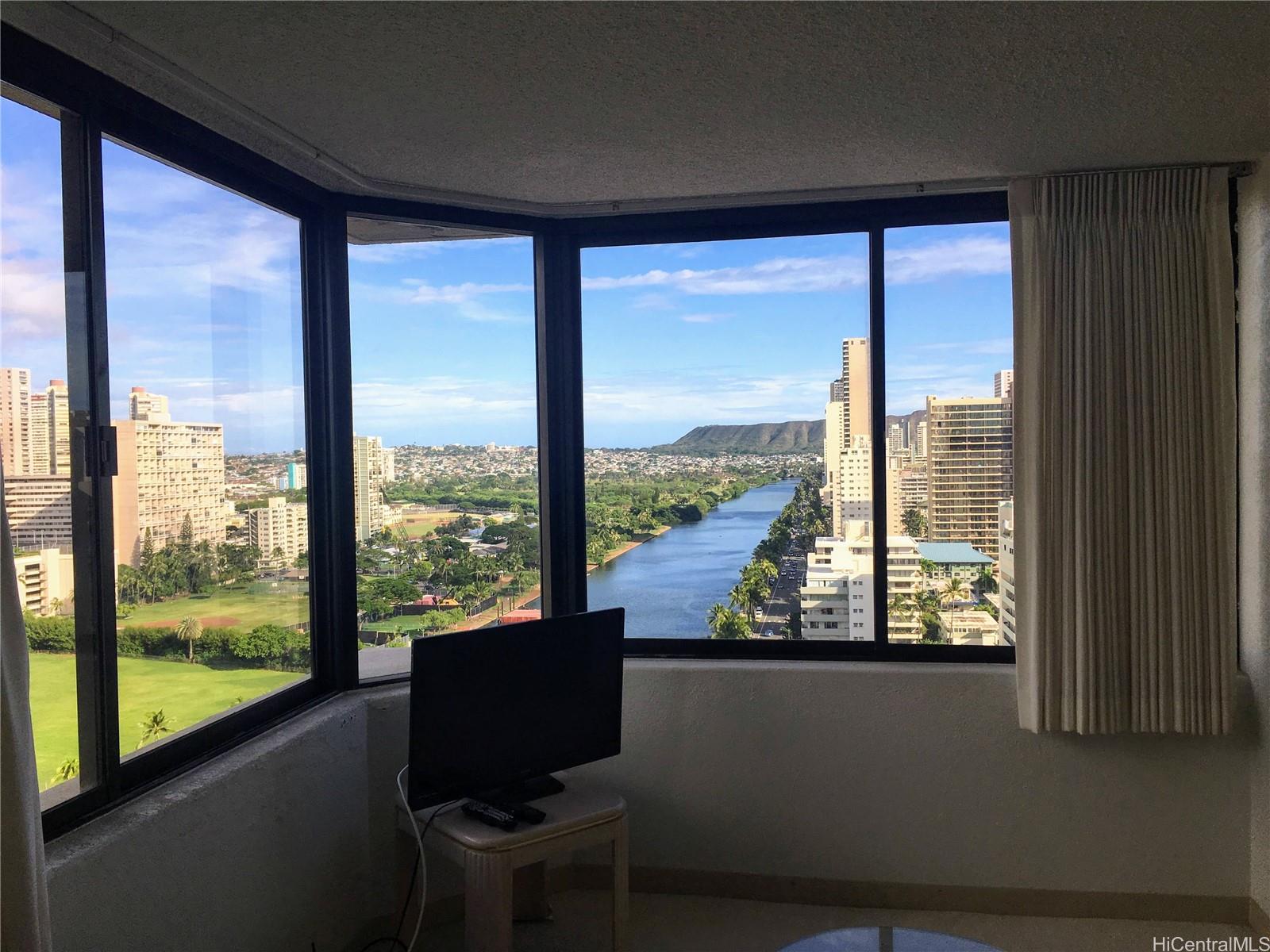 Hawaiian Monarch 2212, 444 Niu Street, Honolulu Waikiki condo Sold