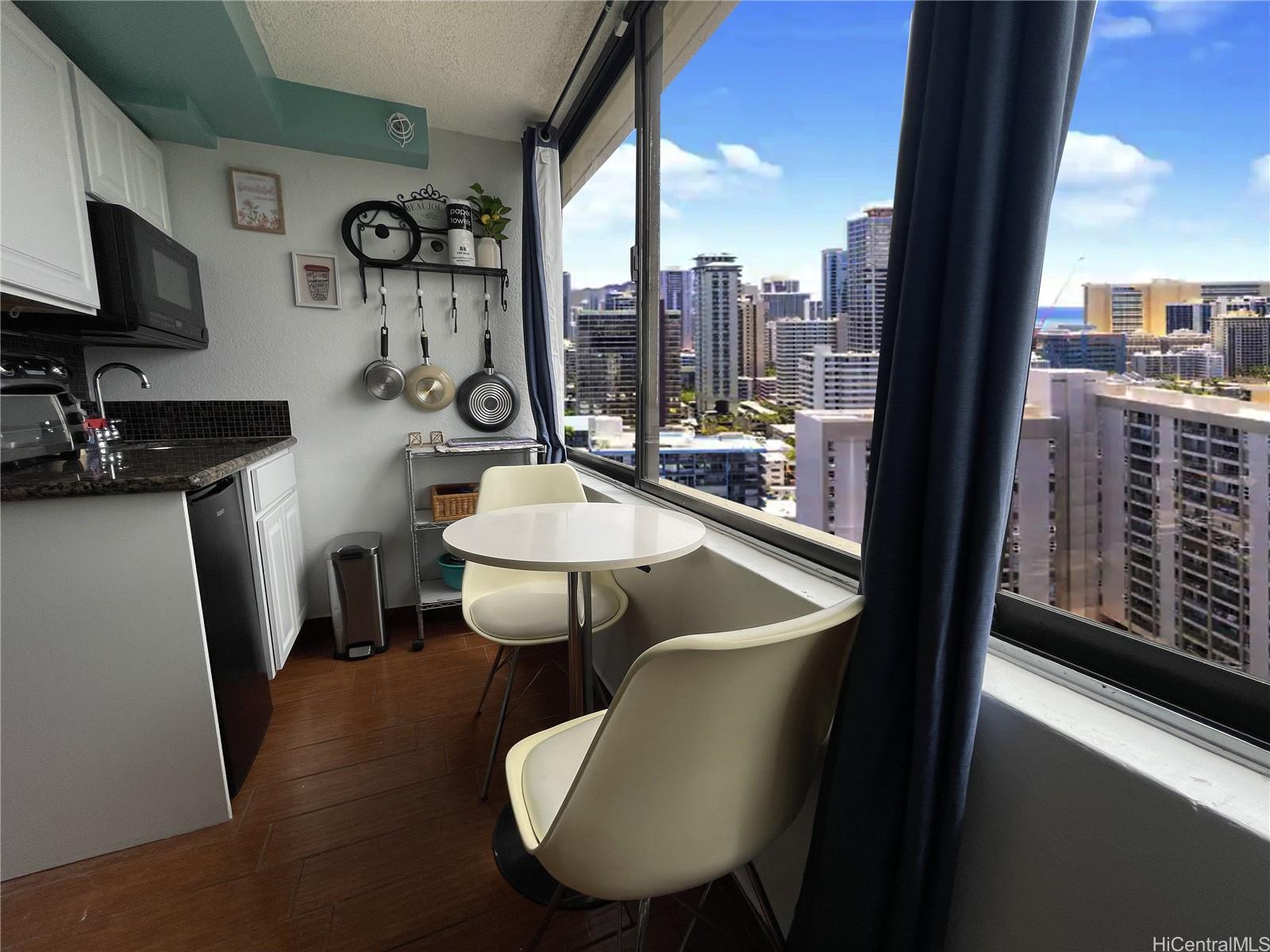 Hawaiian Monarch condo # 2513, Honolulu, Hawaii - photo 15 of 15