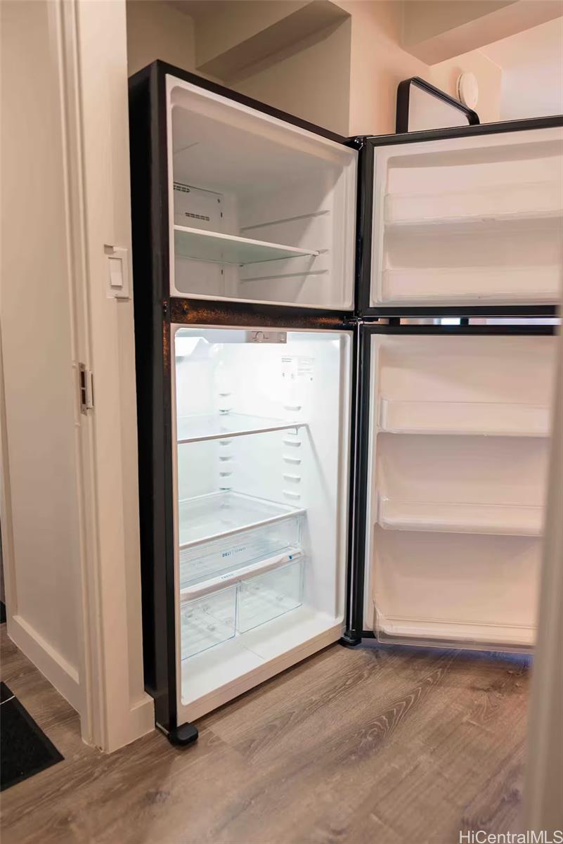 Hawaiian Monarch condo # 3005, Honolulu, Hawaii - photo 7 of 22